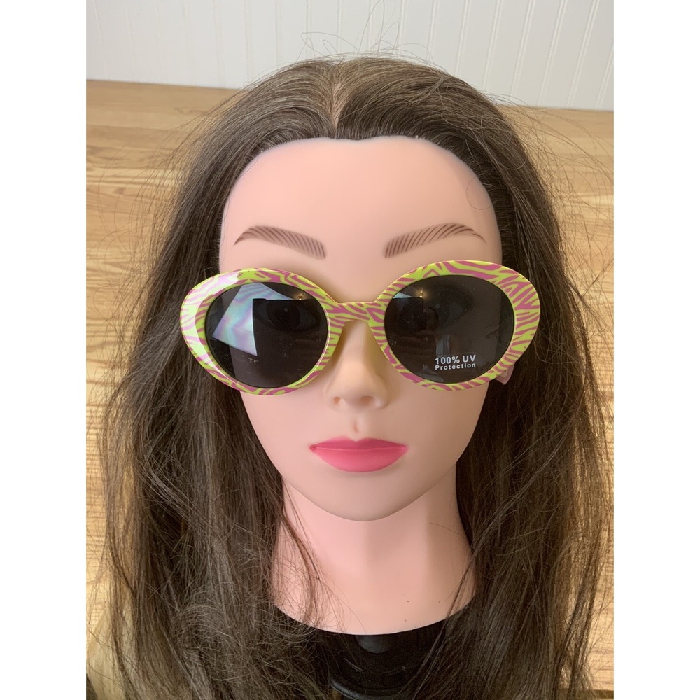 Wild Fable Womens Green Animal Print‎ Round Plastic Frame Sunglasses